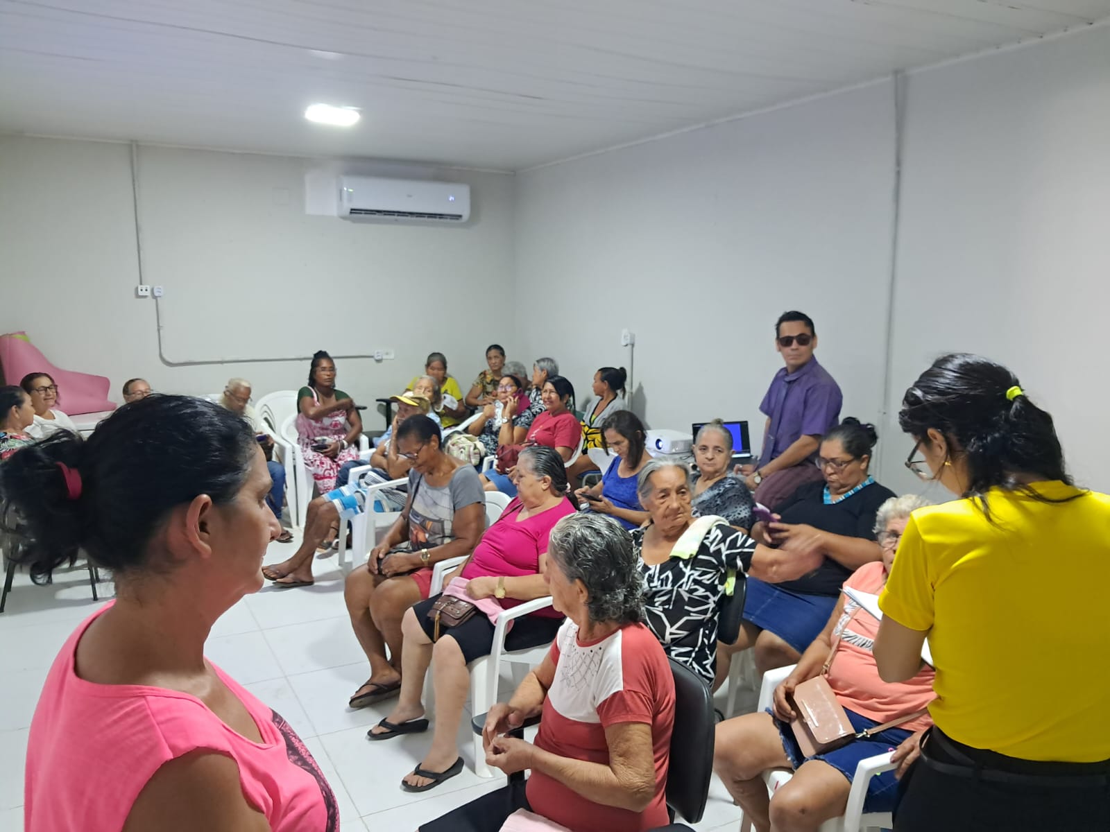 JUNHO VIOLETA - Campanha promove conscientização e combate à violência contra a pessoa idosa 
