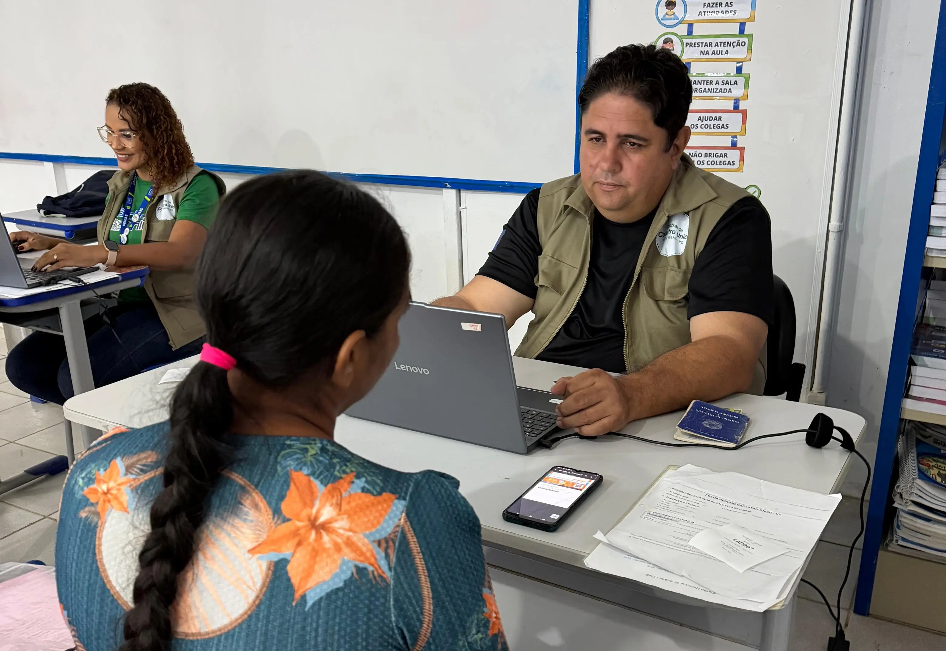 ASSISTÊNCIA SOCIAL - Cadastro Único participa da ação social Rondônia Cidadã no Baixo Madeira