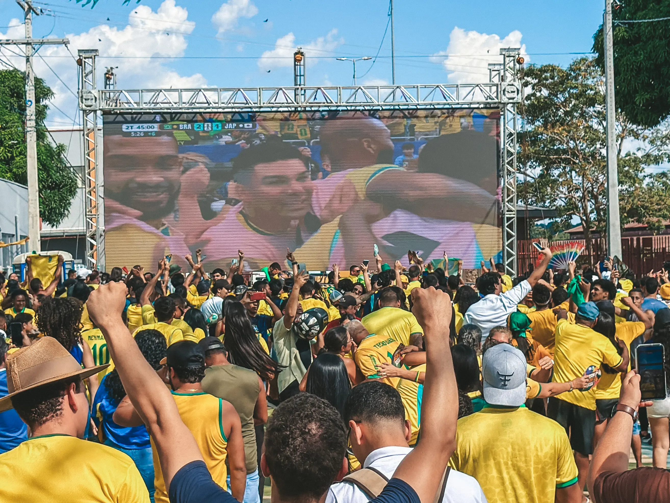 ATRAÇÕES - Jogo do Brasil contará com programação especial na Rua do Hexa