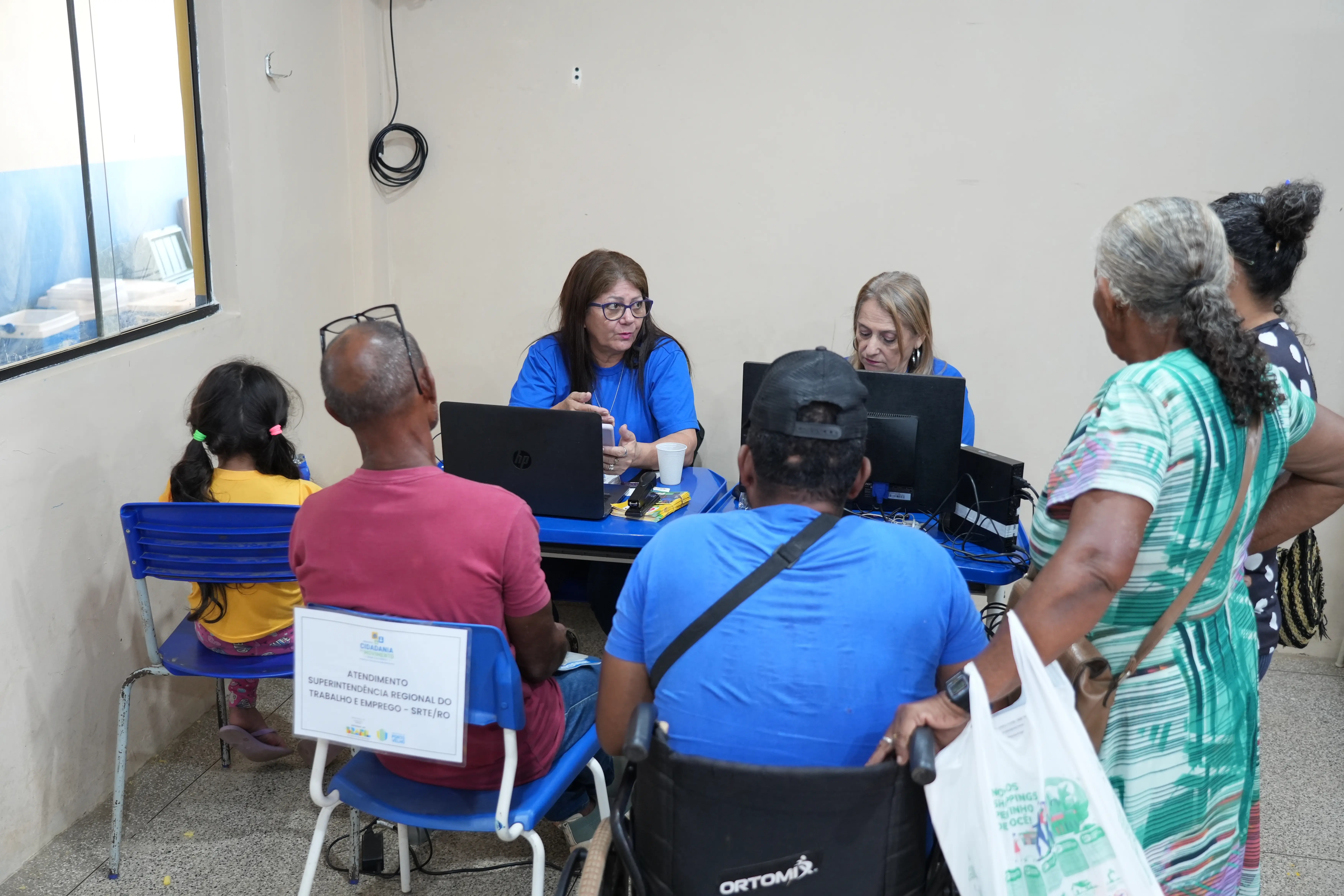 COMUNIDADE - Projeto Cidadania em Movimento aproxima serviços públicos da população 