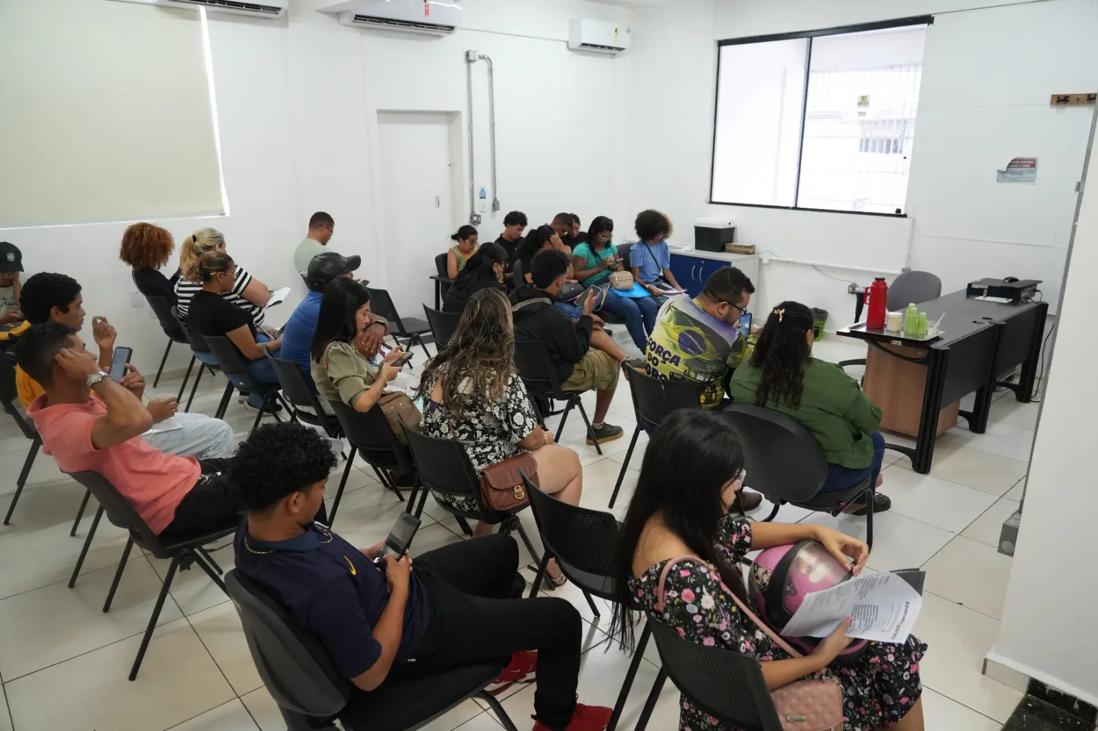 Mutirão de Empregos supera expectativa e atende mais de 240 candidatos em dois dias
