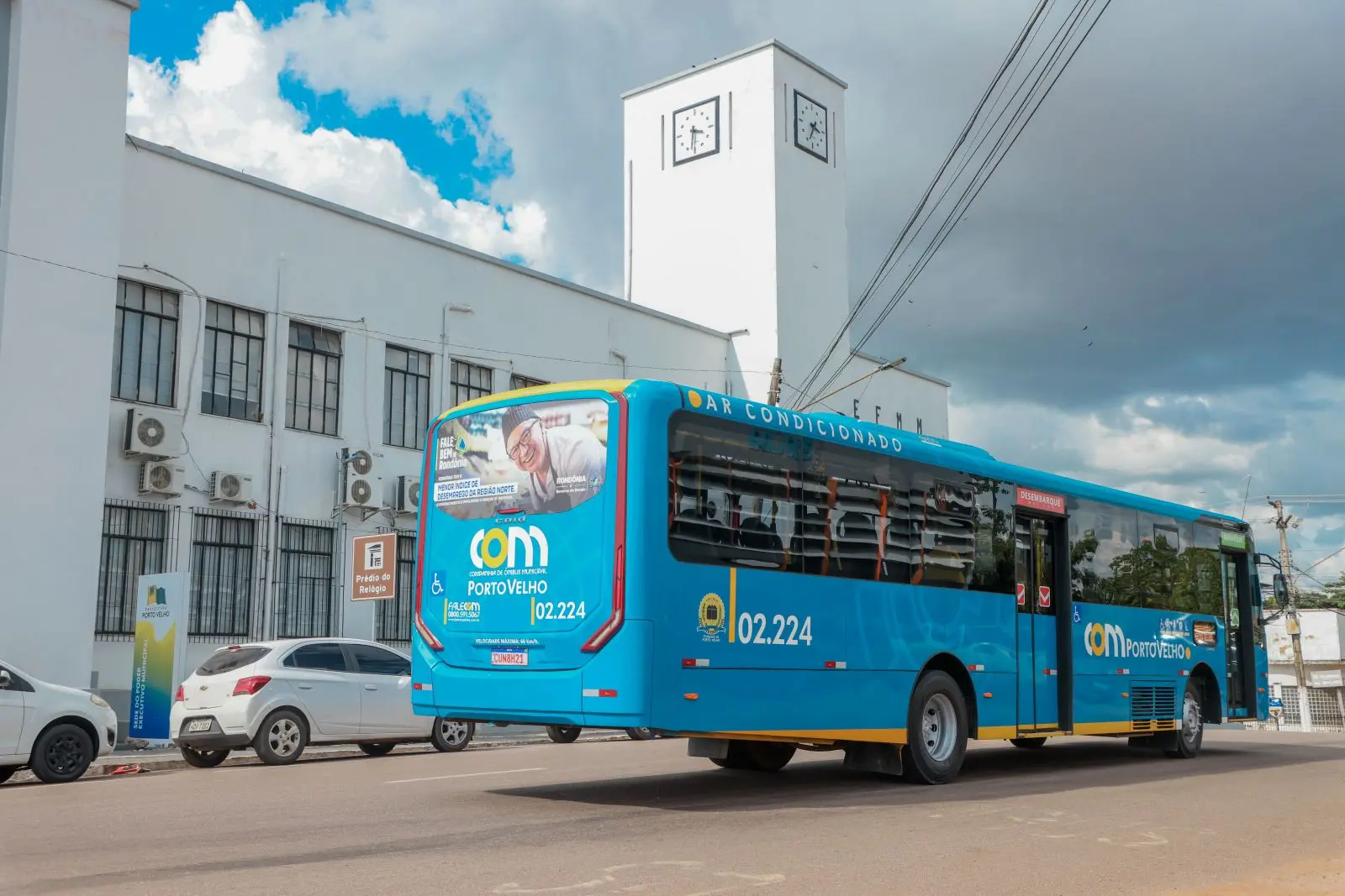 Tecnologia reduz tempo de espera e facilita a rotina de quem usa ônibus em Porto Velho