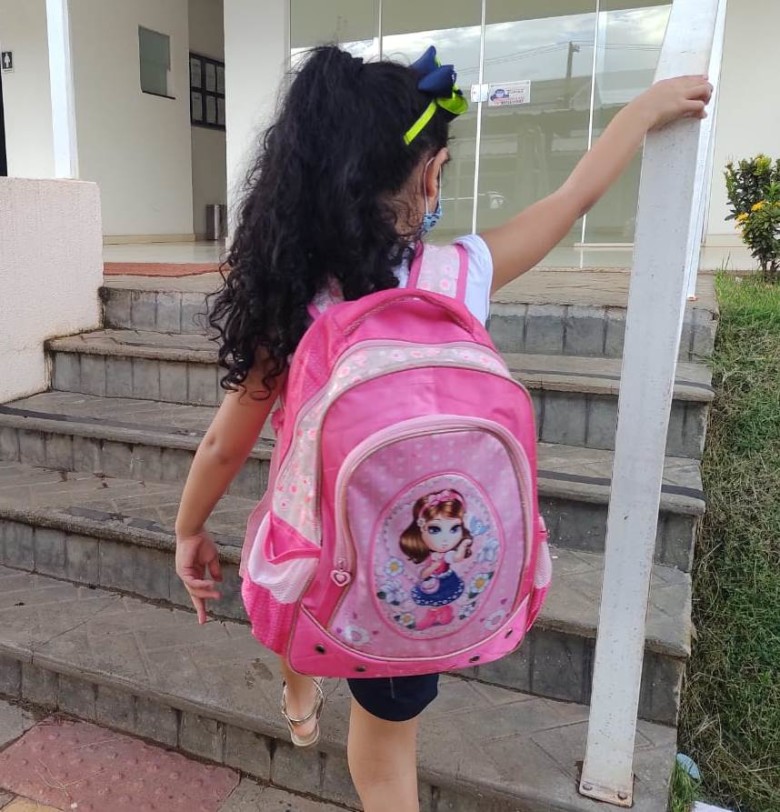 Prefeitura e Vara da Infância e Juventude firmam parceria para alertar sobre autorização de viagens