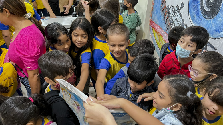 Projeto Curumins incentiva crianças ao hábito da leitura