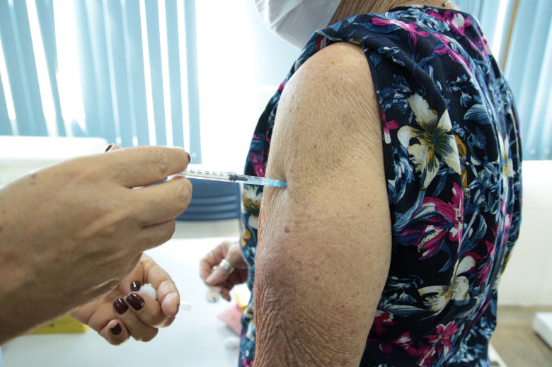 19 - Porto Velho inicia vacinação bivalente para idosos a partir de 60 anos na segunda-feira (27)