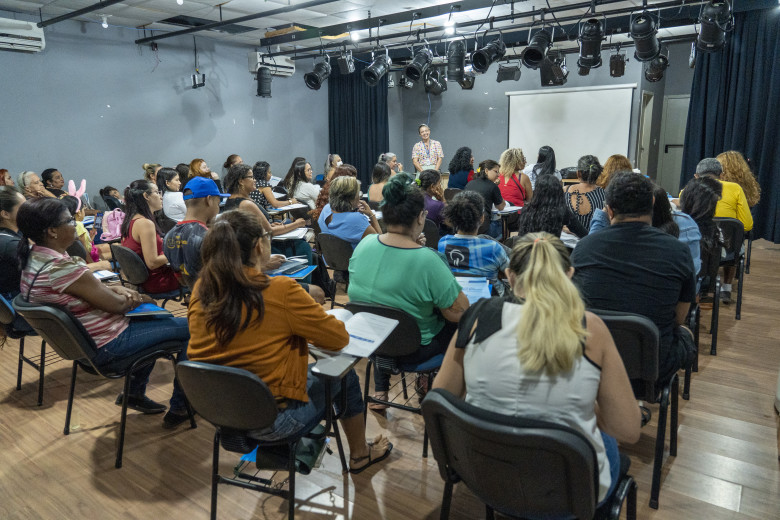 Prefeitura capacita pequenos empreendedores com oficina de controle financeiro