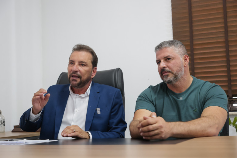 Prefeitura anuncia complemento do vencimento do piso aos professores do município