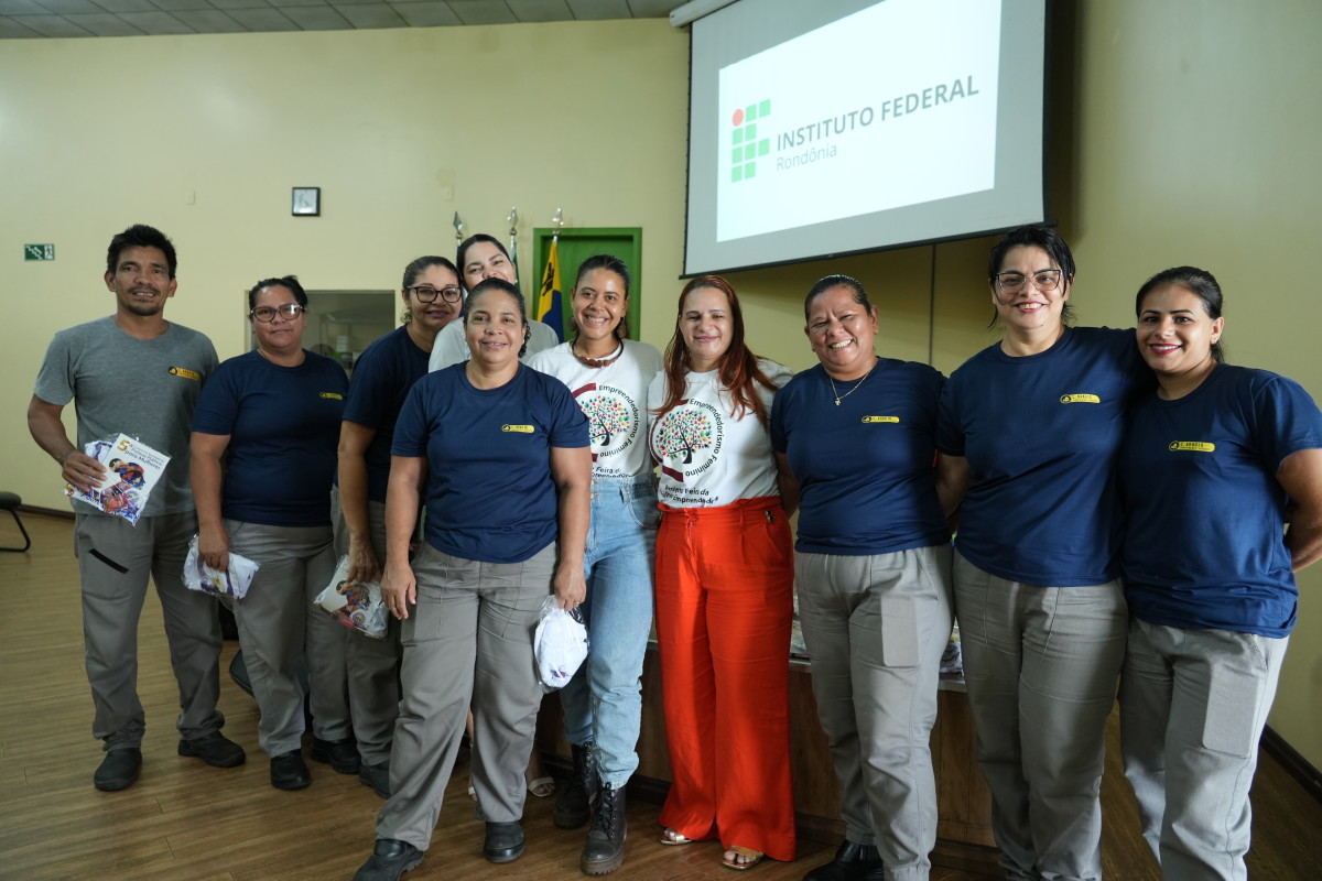 Departamento de Políticas Públicas para Mulheres da Prefeitura realiza evento alusivo ao Dia da Secretária do Lar