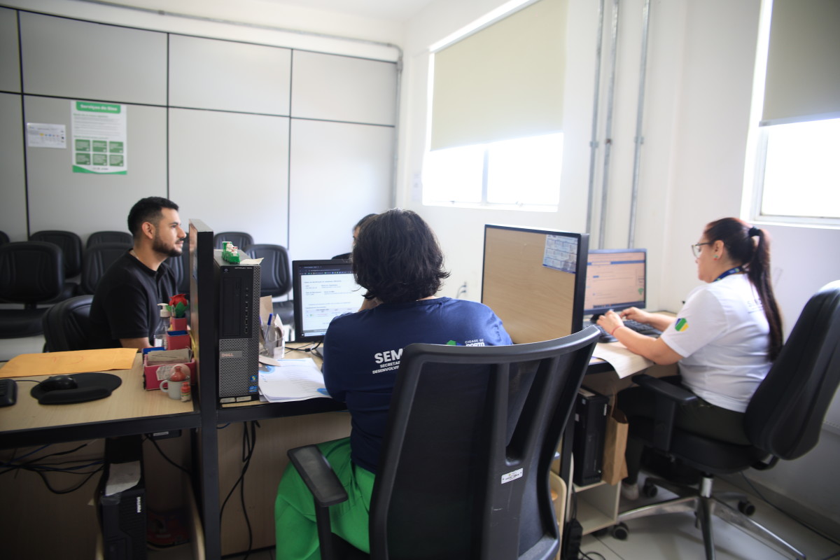 Interessados devem comparecer ao Sine Municipal com documentos pessoais