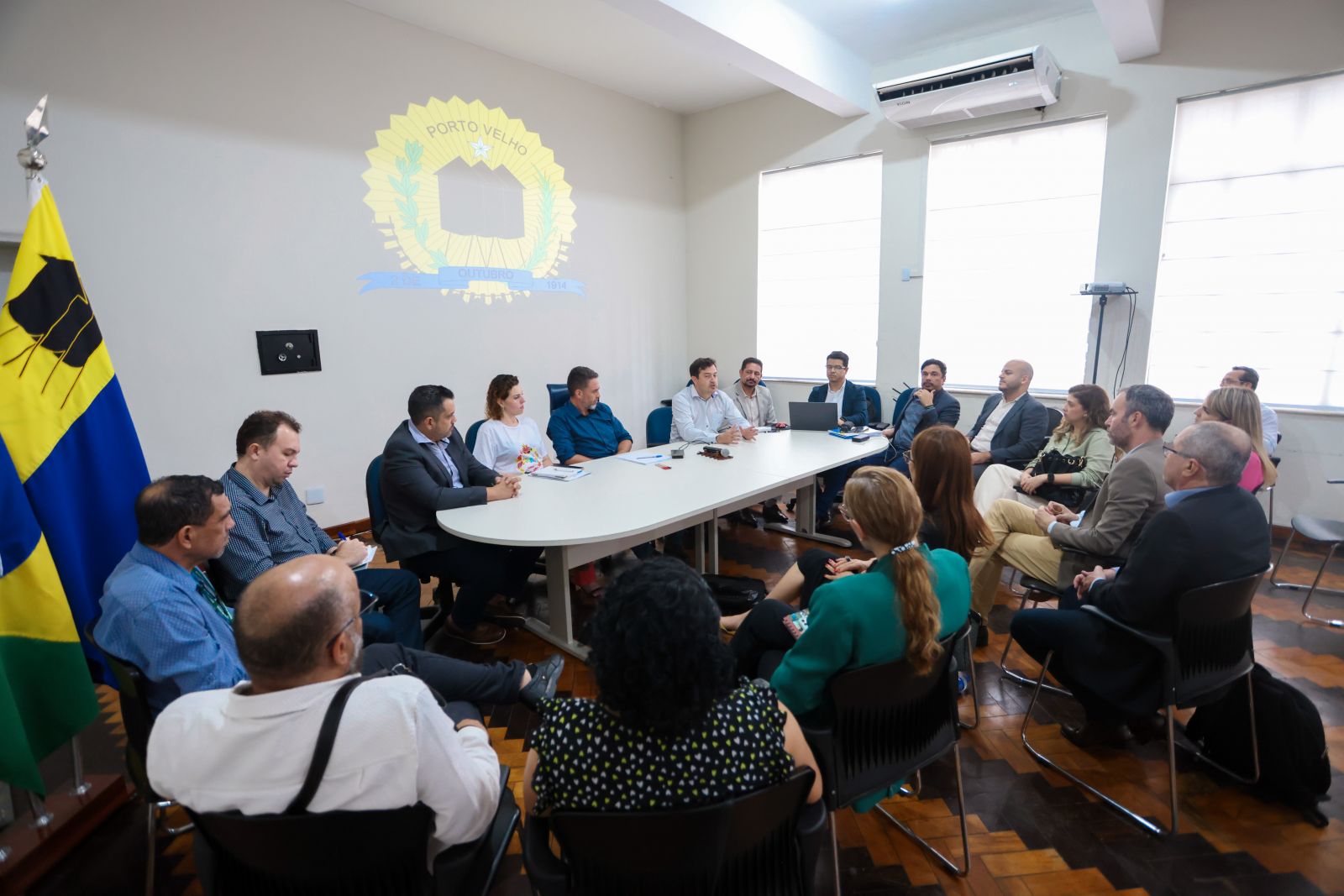 Reunião aconteceu na sede da Prefeitura