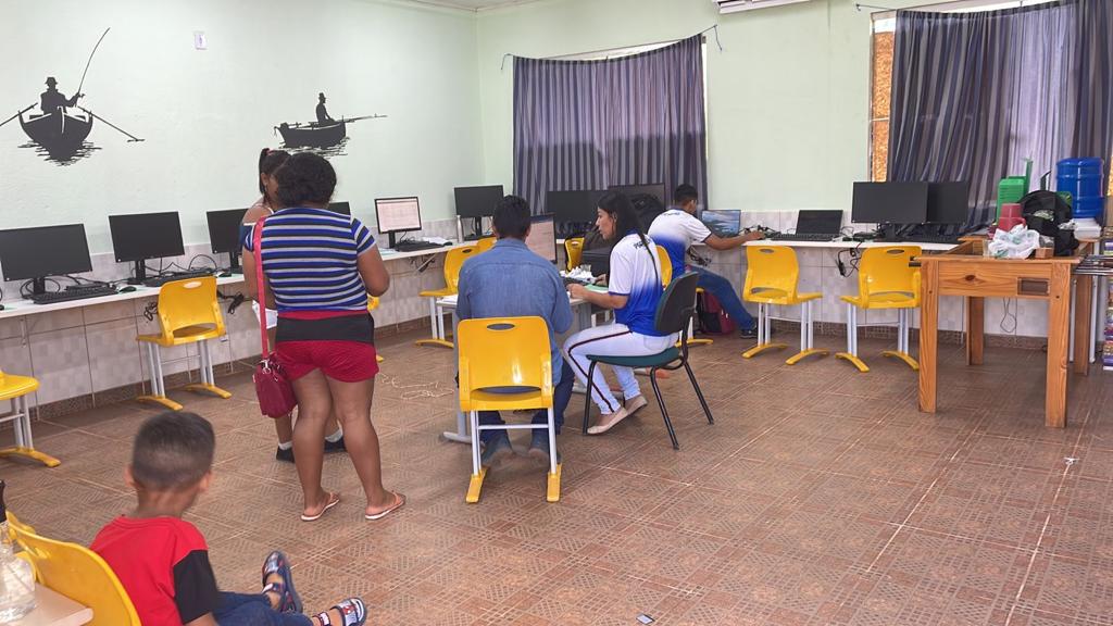 Mais de 30 alunos foram matriculados no primeiro dia