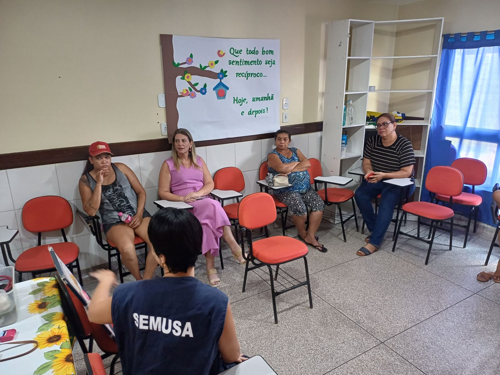 Objetivo foi orientar sobre a importância do planejamento familiar e outros cuidados