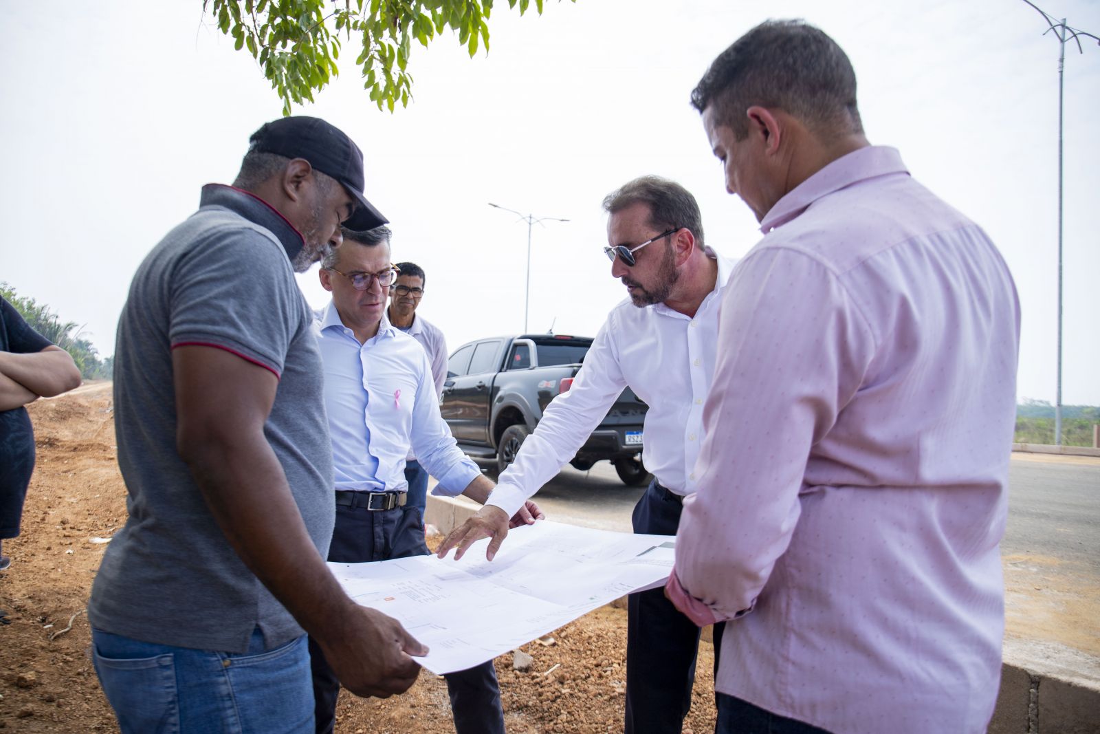 Prefeito e a equipe técnica estão acompanhando todos os avanços da obra