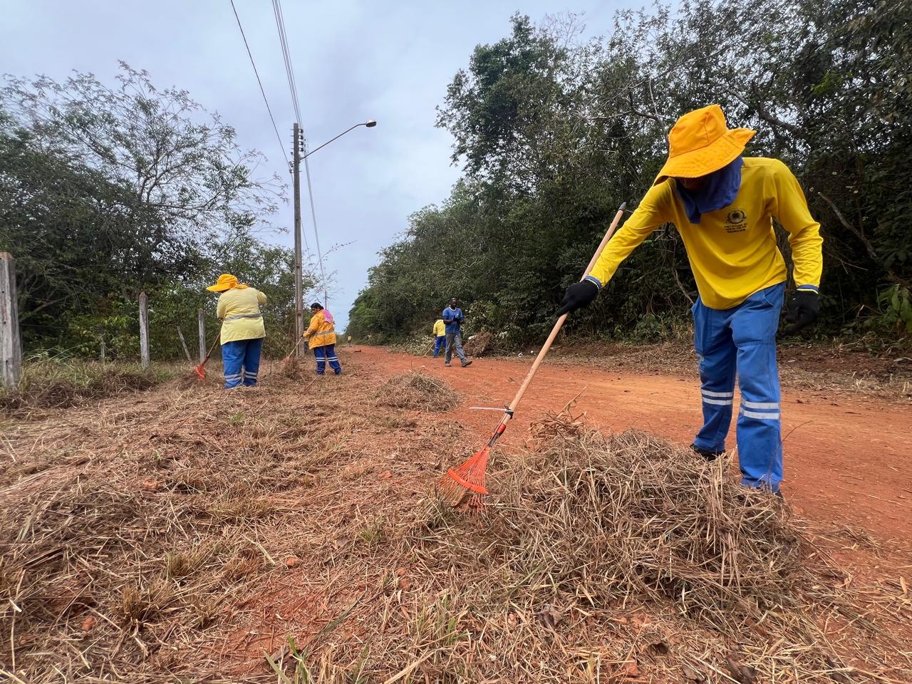 Ação acontece nas ruas, áreas verdes e na tradicional prainha da comunidade