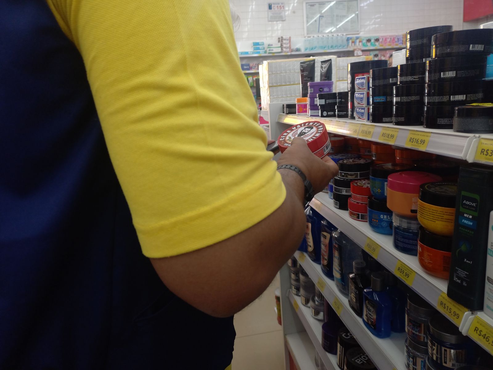 Dvisa realizou diversas ações de orientação e fiscalização sobre a venda das pomadas modeladoras