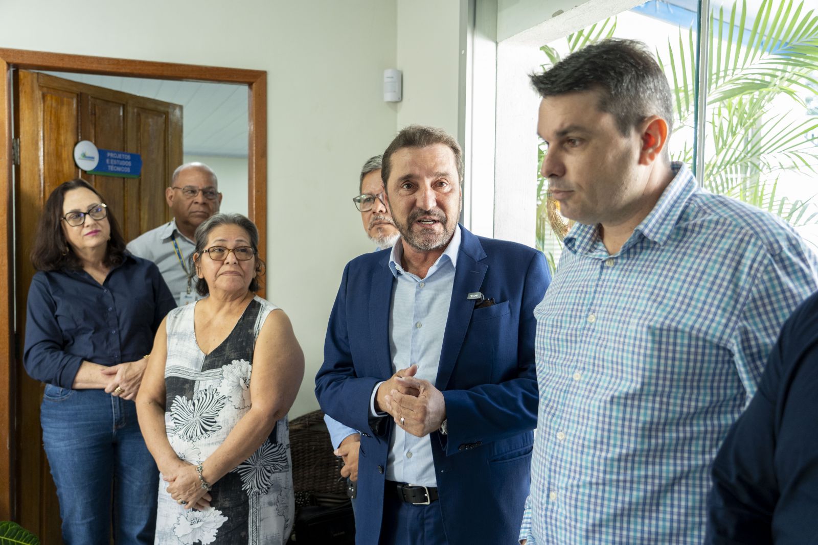 Ação aconteceu nesta manhã, na sede da Arom