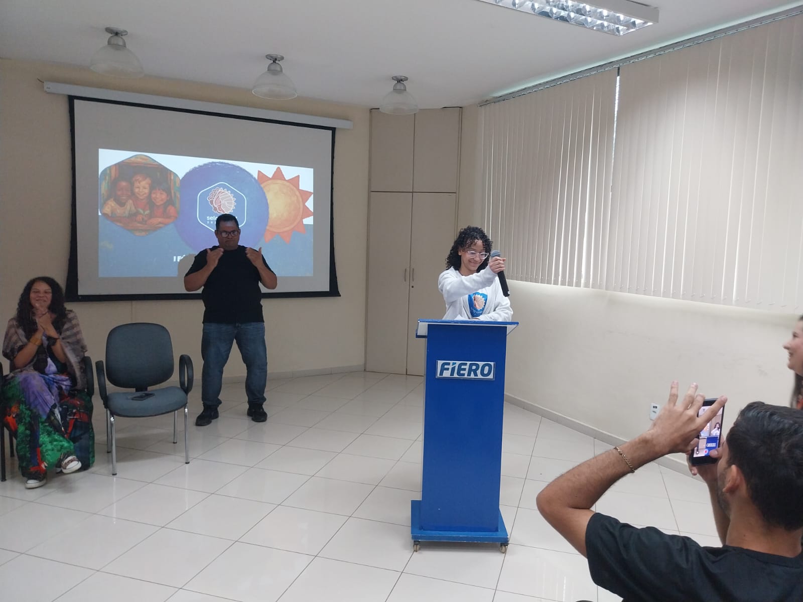 Anair Sá também reforçou a importância da participação juvenil