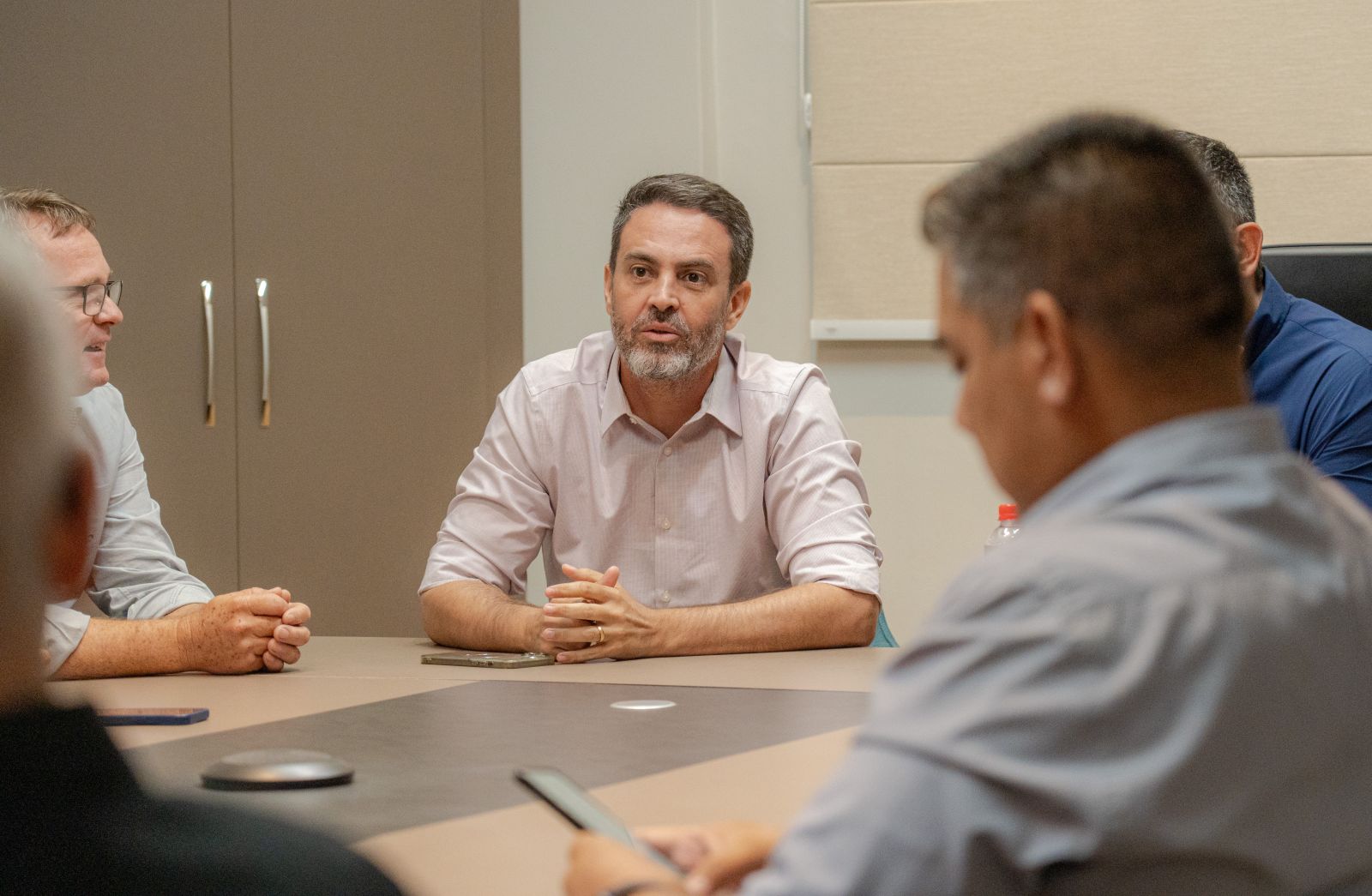 O prefeito agradeceu o convite e reiterou o compromisso da Prefeitura com o desenvolvimento de Porto Velho