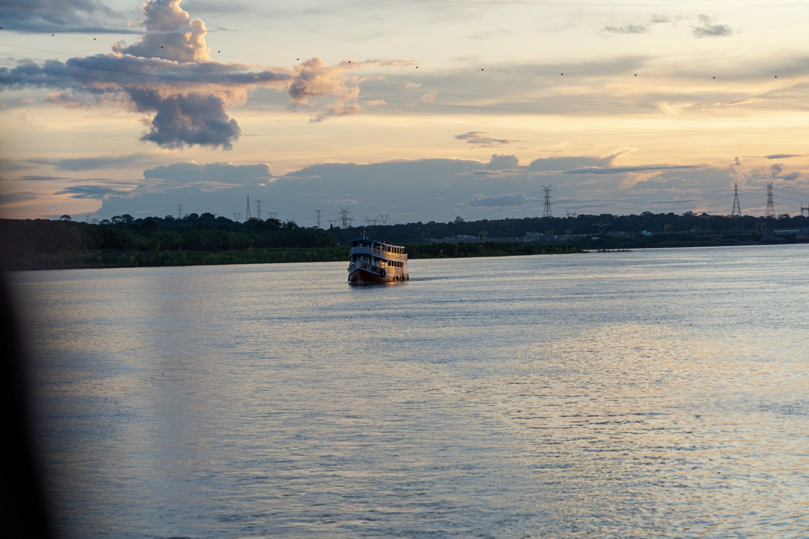 Passeios de barco pelo rio Madeira são uma das atrações turísticas mais tradicionais de Porto Velho
