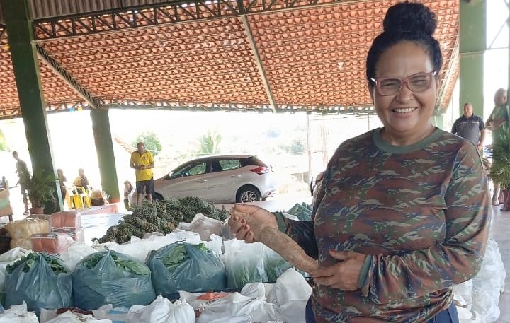 Agricultora Cláudia Luciana foi uma das beneficiadas