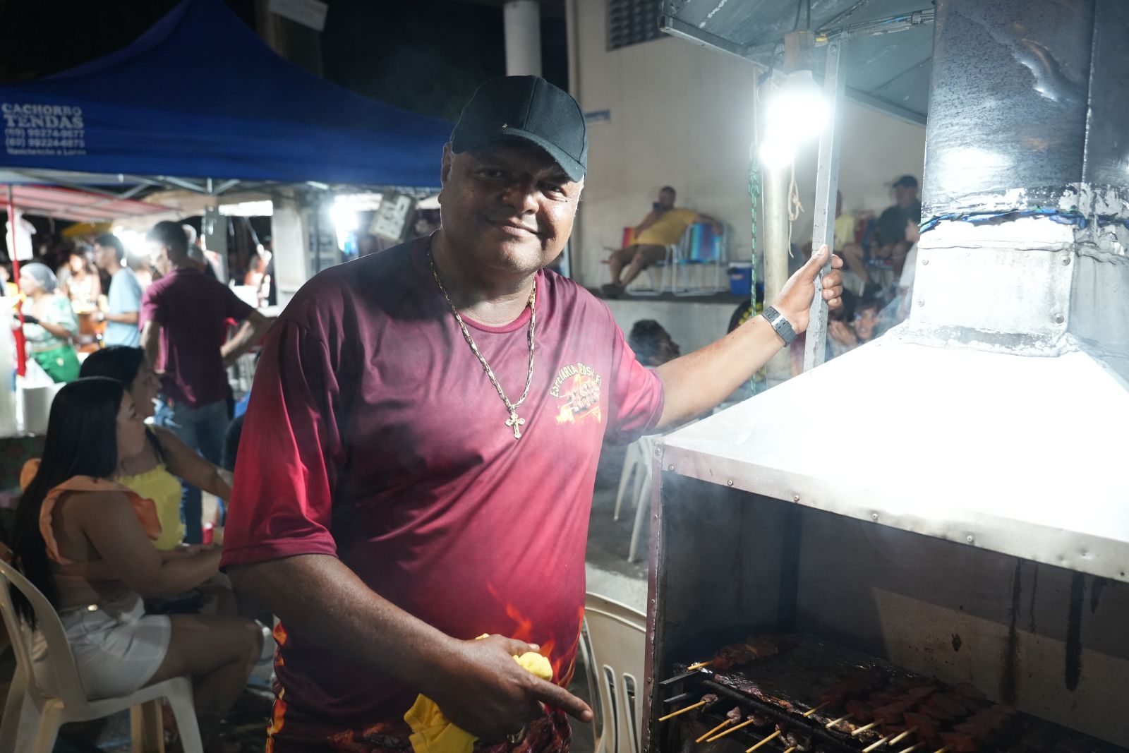 O comerciante Alberto ressaltou a boa organização do evento e o suporte oferecido aos ambulantes.