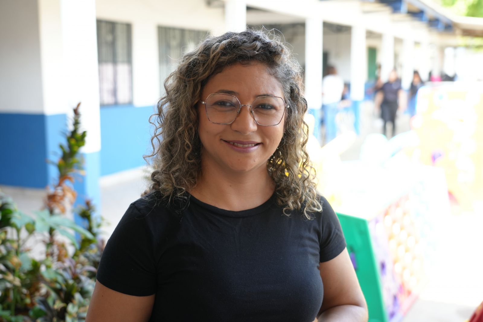 De acordo com a diretora da escola, Sirleia Araújo, a instituição oferece metodologia diferenciada