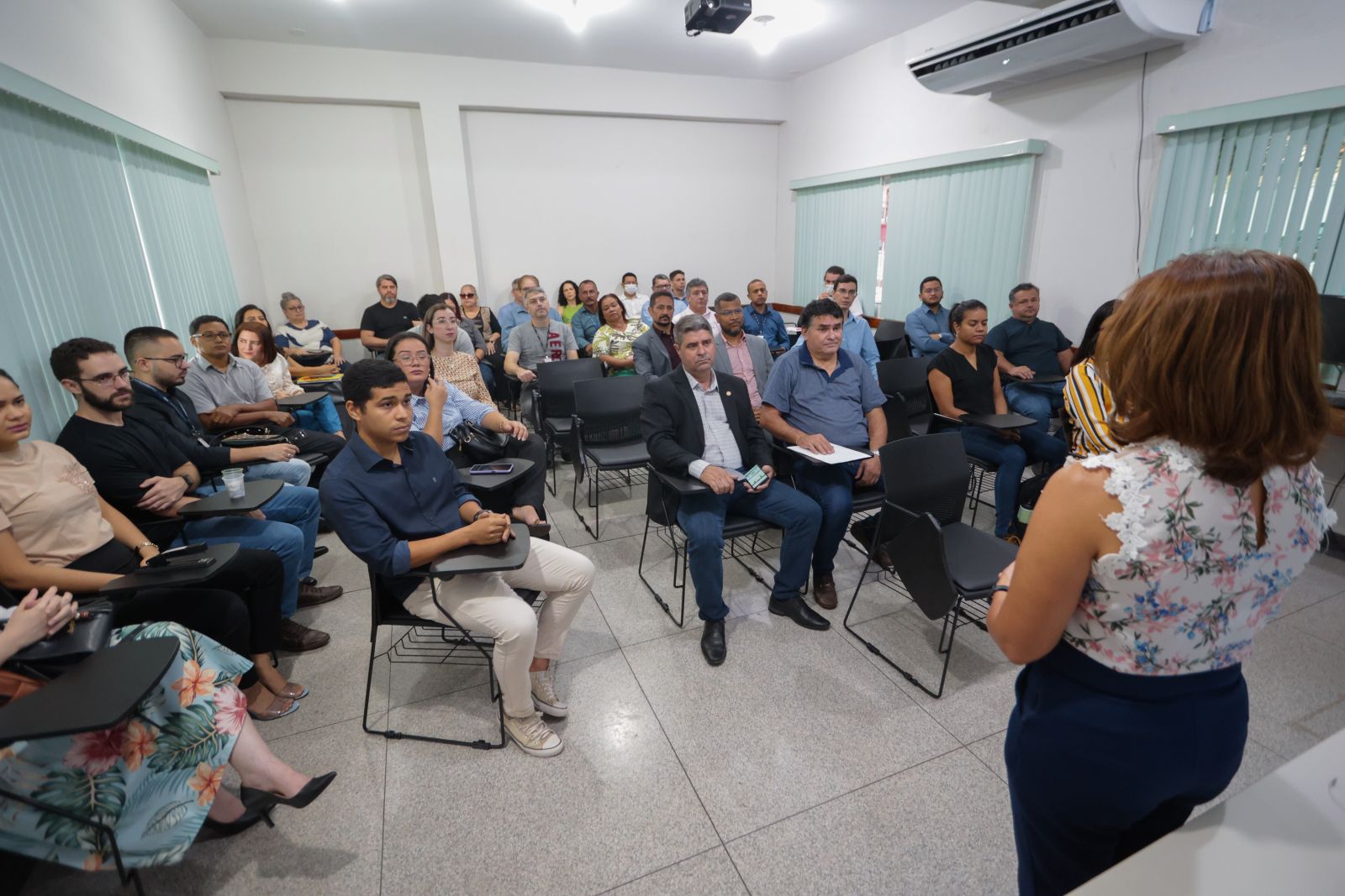 Curso tem carga horária de 24 horas e está dividido em três etapas