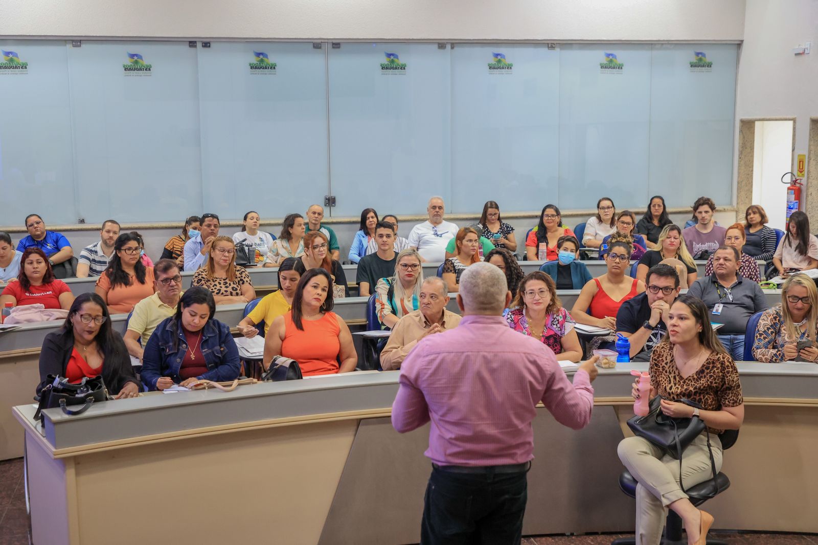 O curso ocorre na sede da Escola do Legislativo, encerrando na próxima sexta-feira (12)