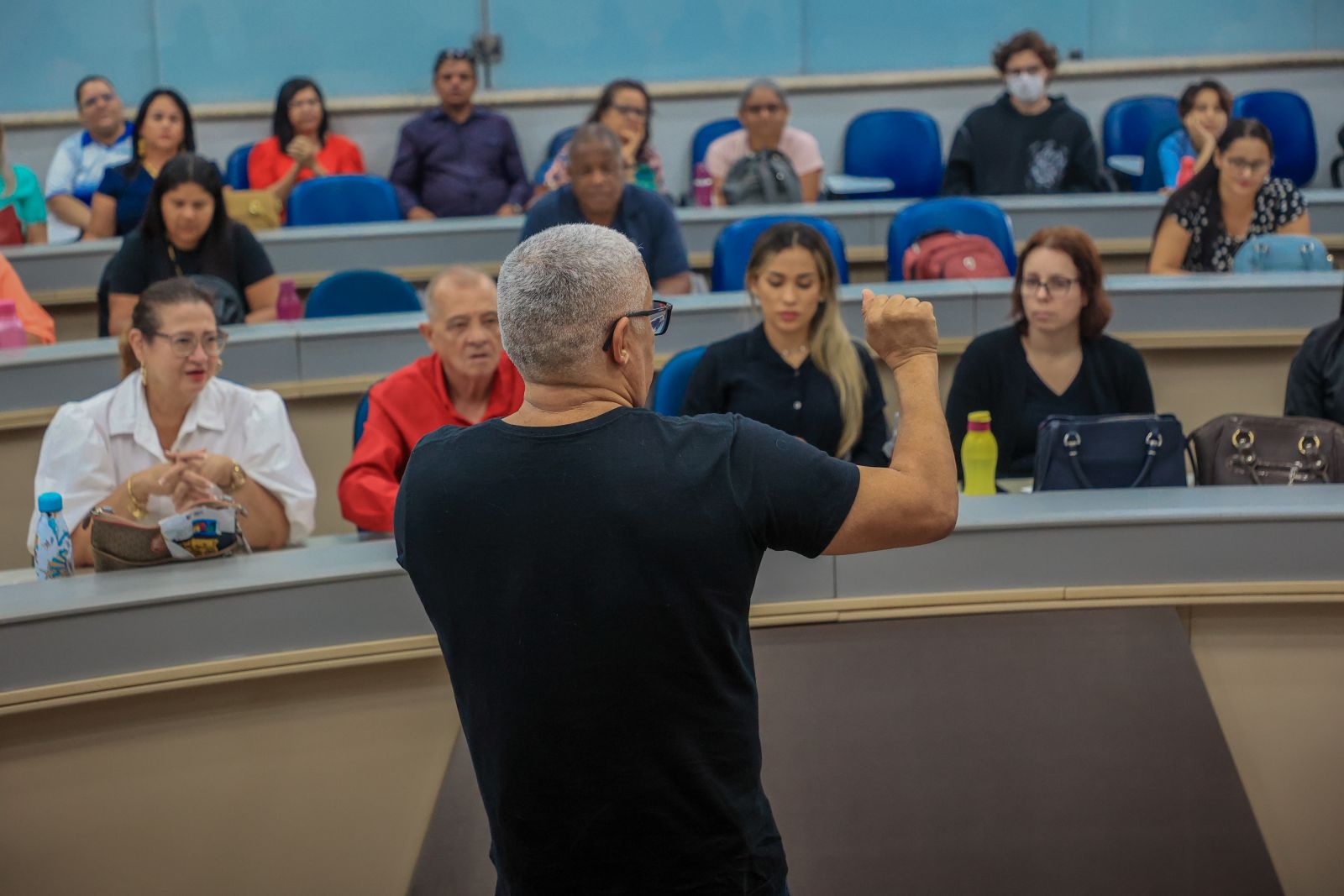 As aulas vão ser iniciadas no dia 23 de outubro