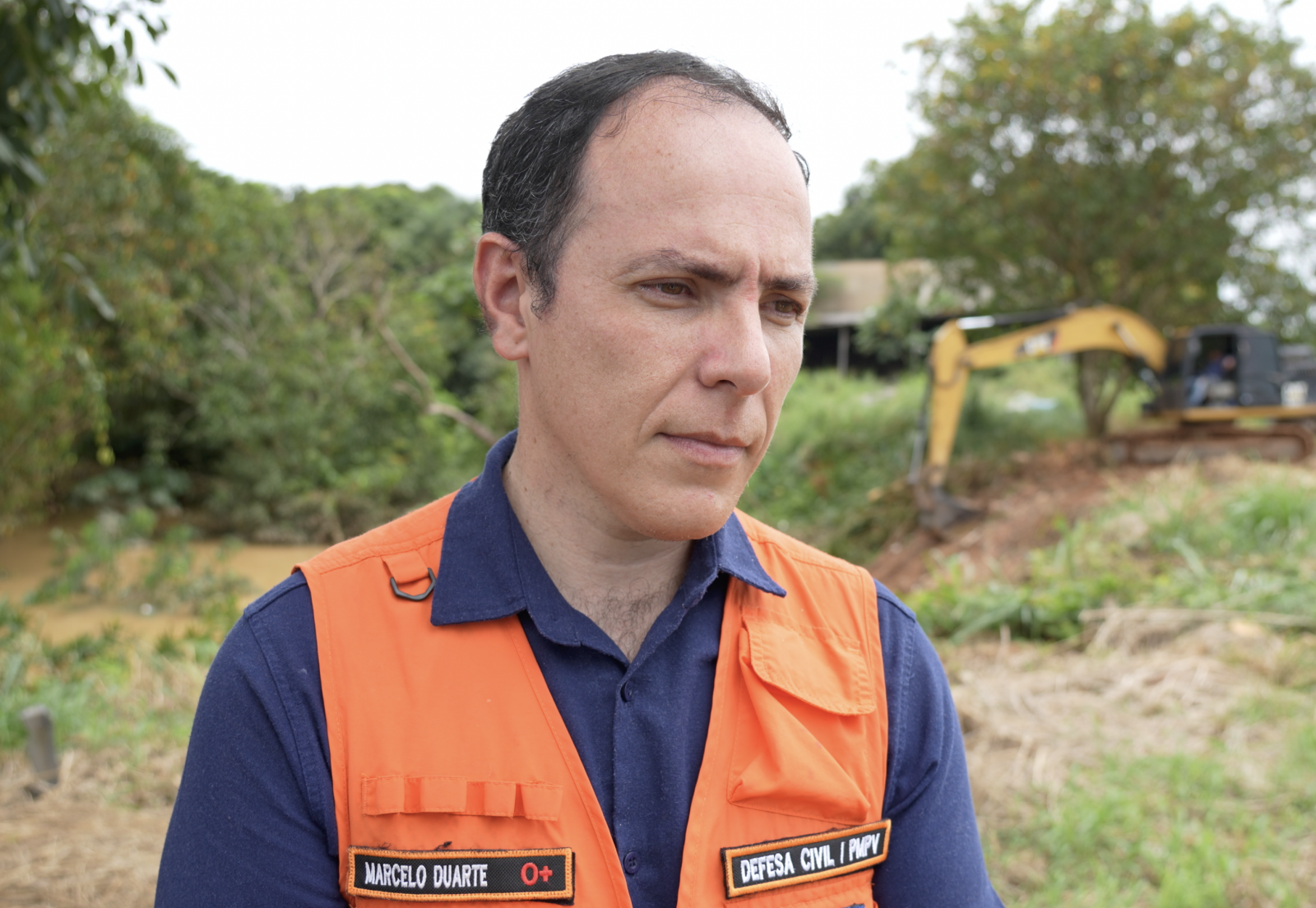 O diretor executivo da Defesa Civil, Marcelo Duarte, explicou que as equipes foram acionadas por volta das 4h da manhã