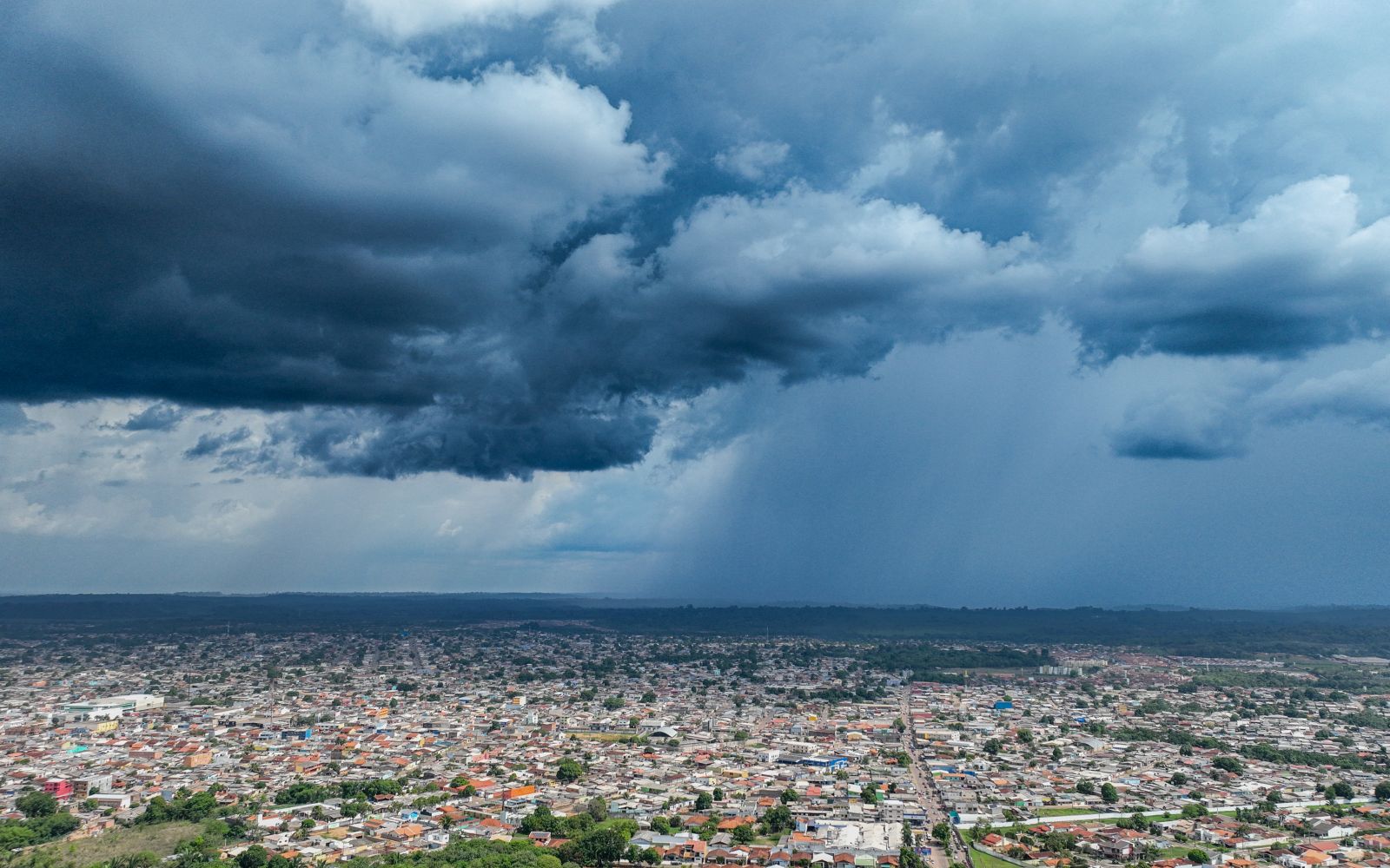 A Operação Inverno 2025 concentra-se em ações preventivas, incluindo o monitoramento das condições meteorológicas