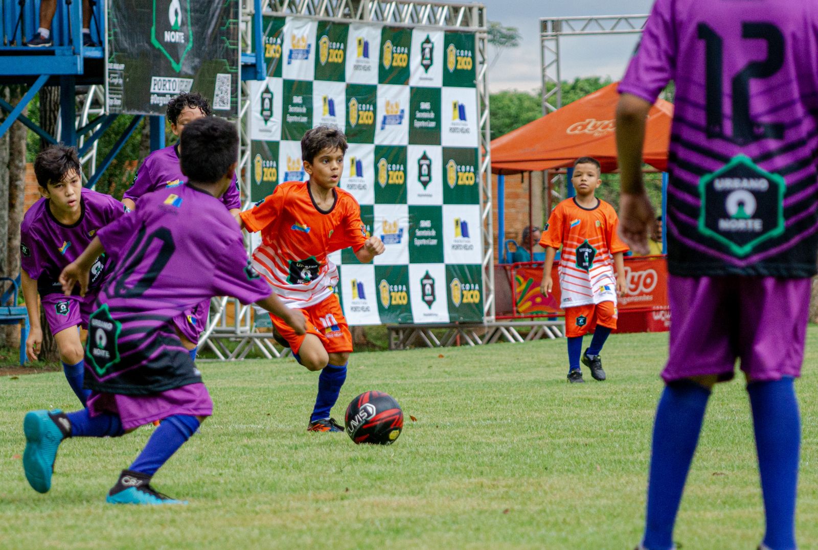Motivação das equipes é visível nos campos de futebol