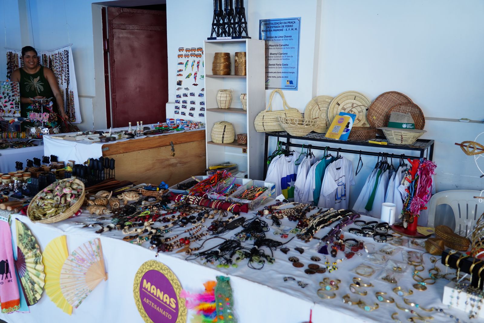 Espaço do artesanato conta com a participação de 25 artesãos