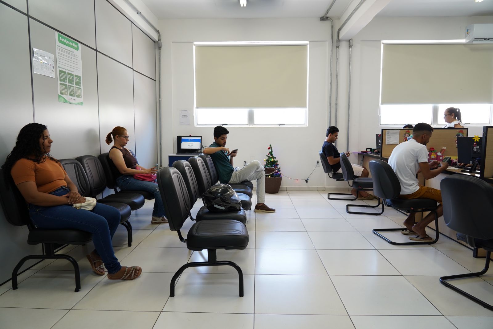 Sine também orienta sobre a solicitação via Carteira de Trabalho Digital ou pelo portal GOV