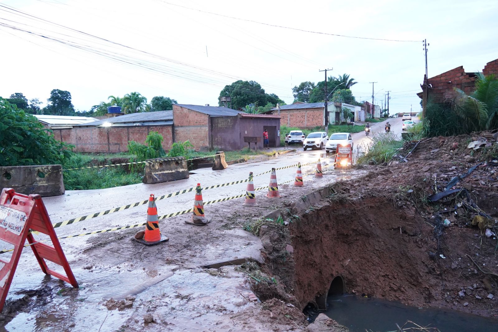 Troca das manilhas é considerada fundamental para aumentar a capacidade de escoamento 