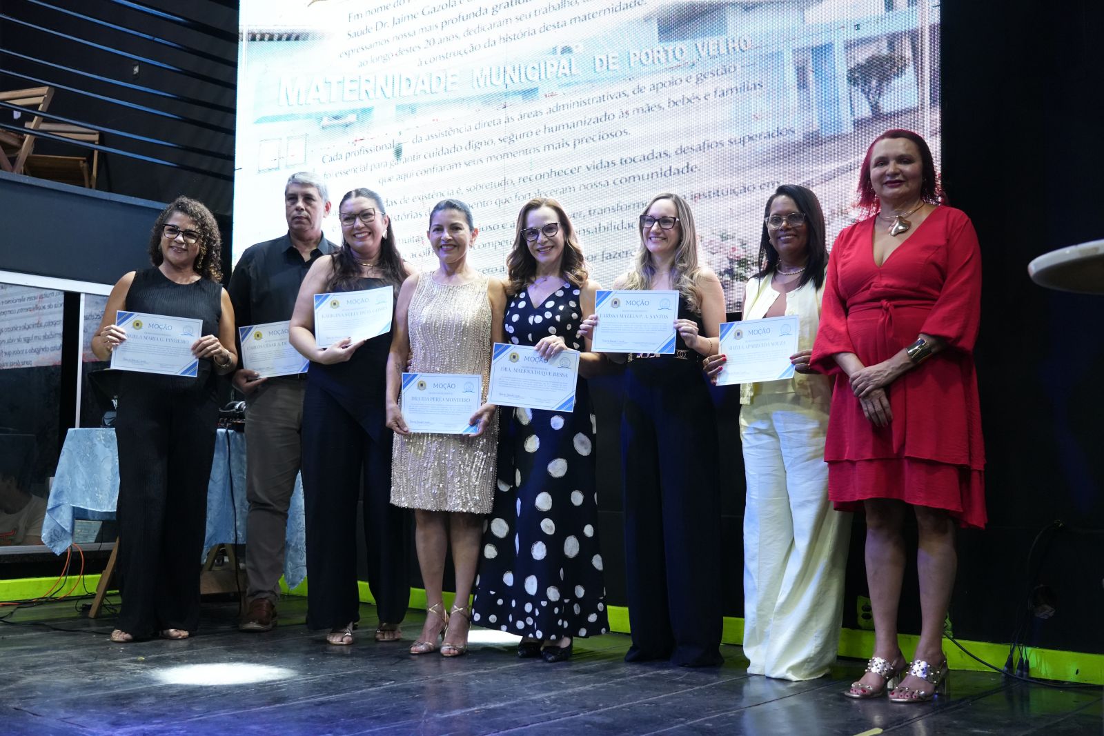 Celebração dos 20 anos da Maternidade Municipal Mãe Esperança reuniu profissionais que ajudaram a construir essa trajetória