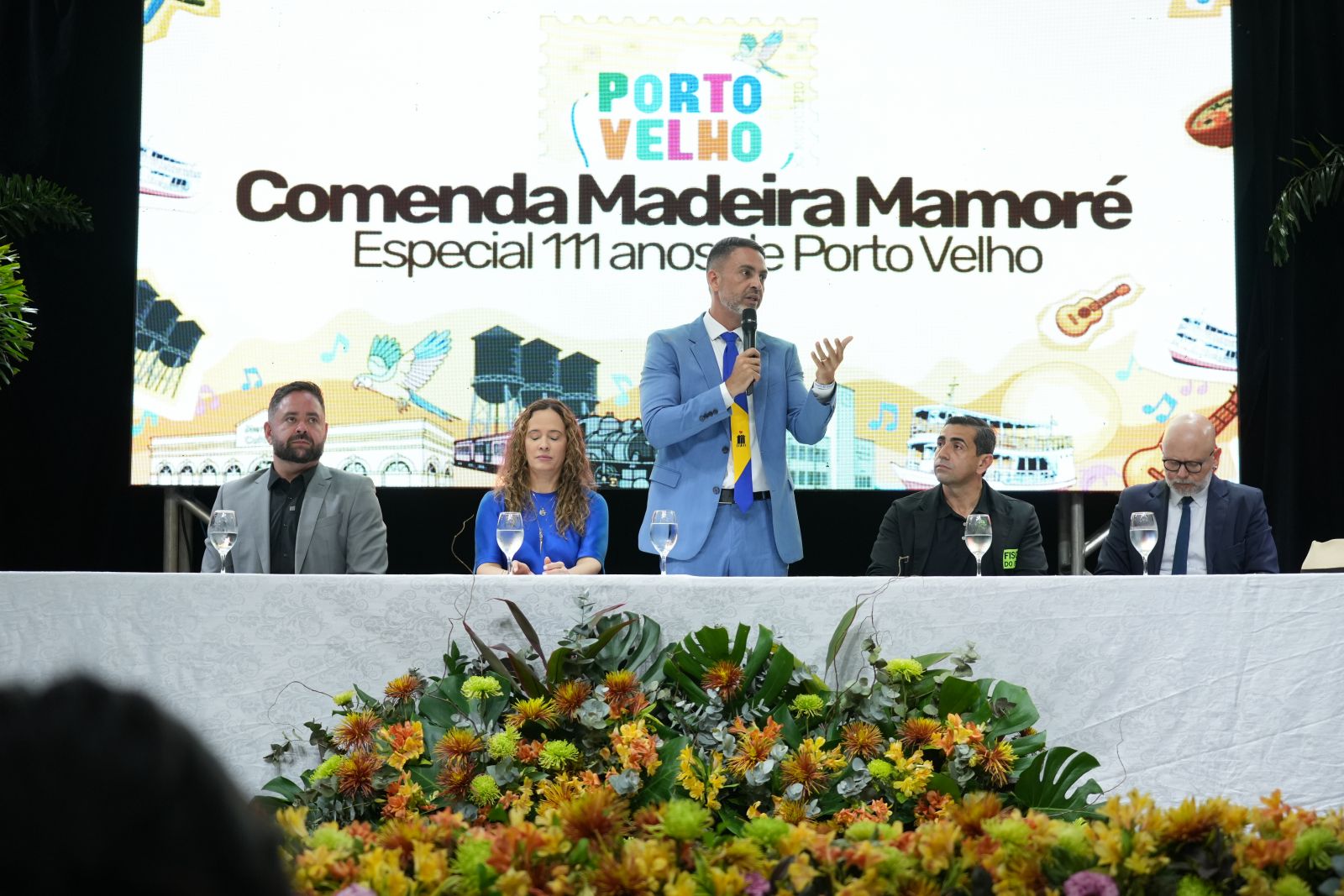 Léo Moraes ressaltou a importância de reconhecer aqueles que transformam a cidade