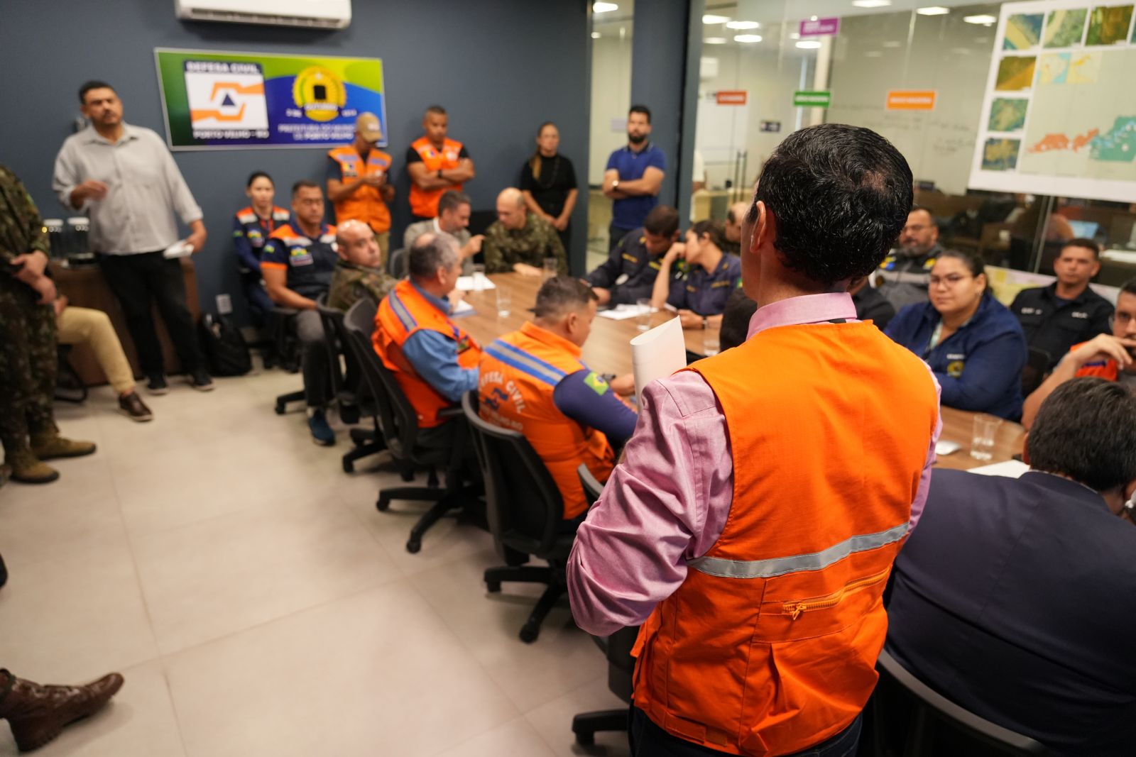 Reunião aconteceu na Sala de Situação da Defesa Civil Municipal