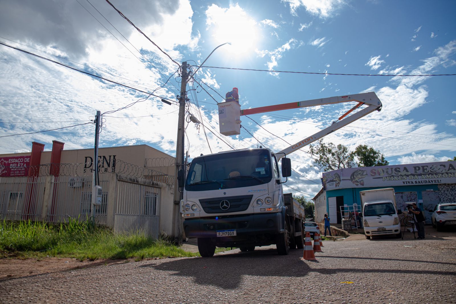 No bairro Nacional o total é de 472 lâmpadas substituídas por luminárias de LED de 50 watts