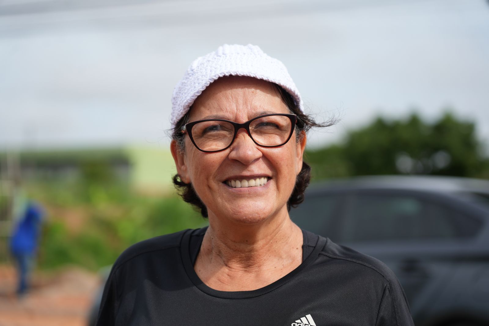 Eunice Bernardo acompanha o andamento da obra