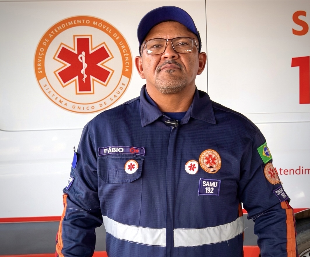 Para Fábio Chagas, operador de frotas do SAMU, um dos principais desafios começa já no primeiro contato