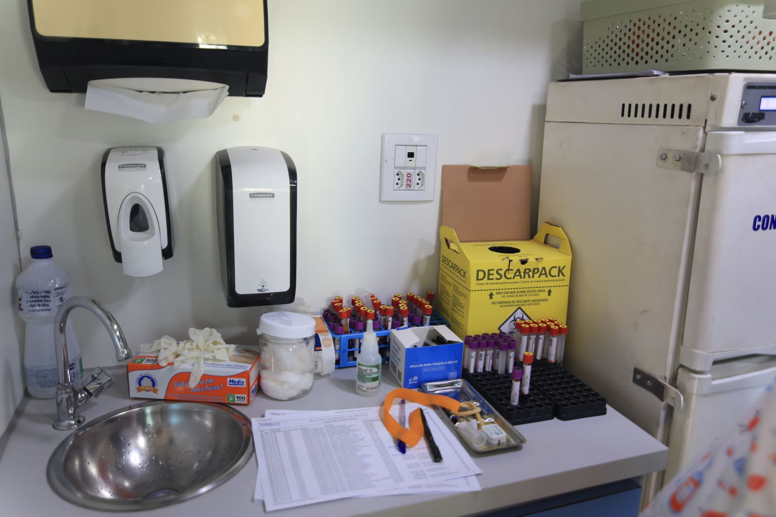 Município passou a utilizar unidades móveis para a coleta de exames laboratoriais