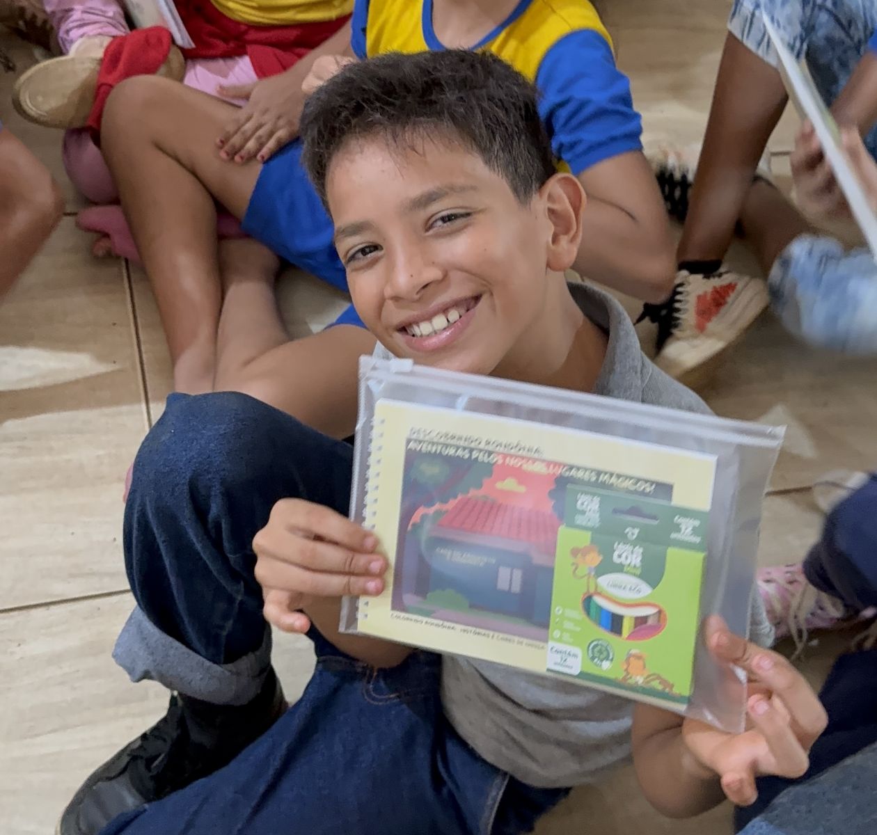 Ação simboliza o compromisso da gestão em valorizar o protagonismo infantil e a arte como parte do processo de aprendizagem