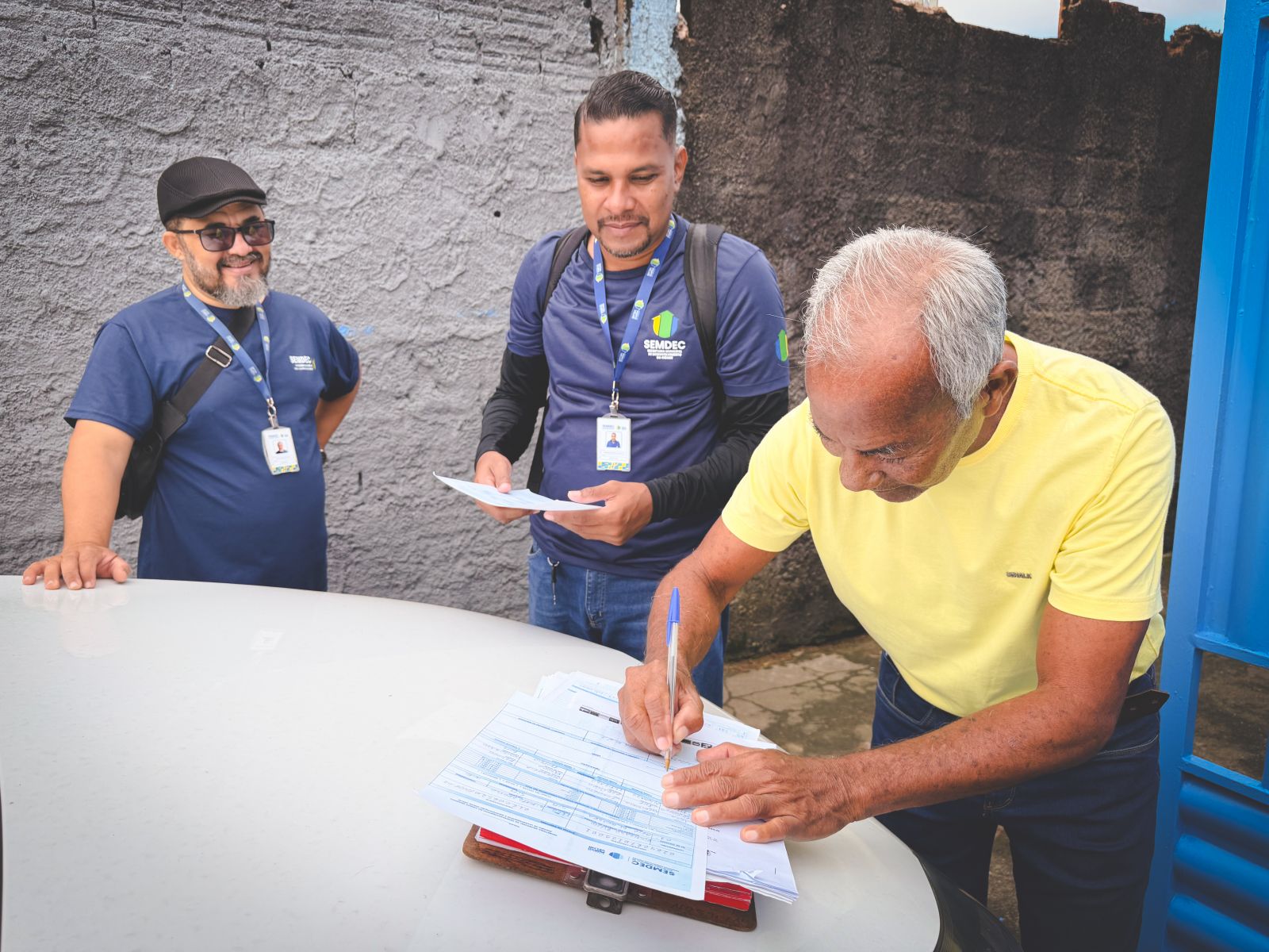 Equipes de cadastramento estão atuando no bairro Mato Grosso