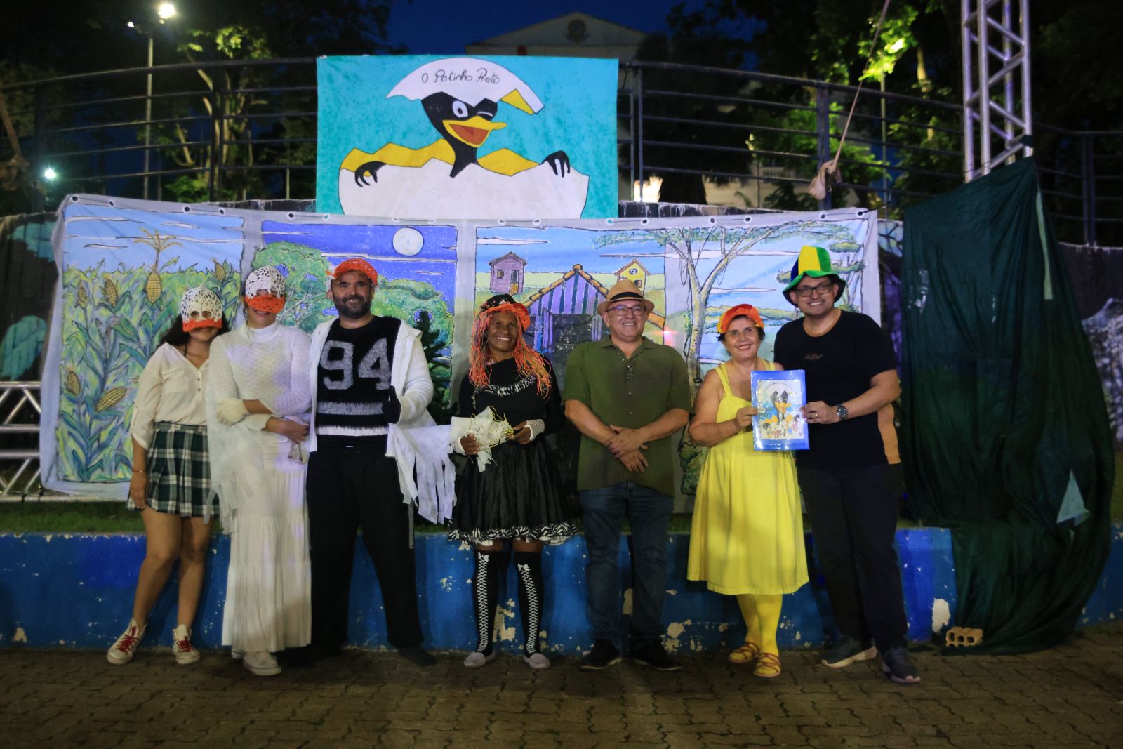 Bailarina da Praça  completou 56 anos de história neste domingo (14), celebrados com uma festa aberta ao público no Mercado Cultural