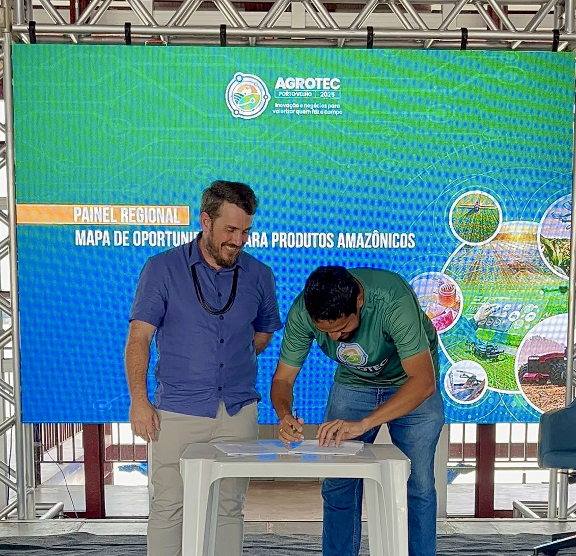 Também foi realizada a assinatura do Acordo de Cooperação entre a Ecoporé e a Prefeitura de Porto Velho