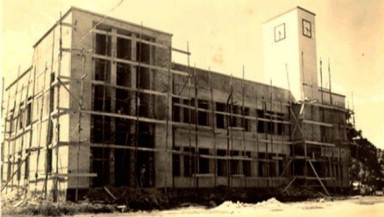 Prédio foi inaugurado no dia 15 de janeiro de 1950, para abrigar a administração da ferrovia