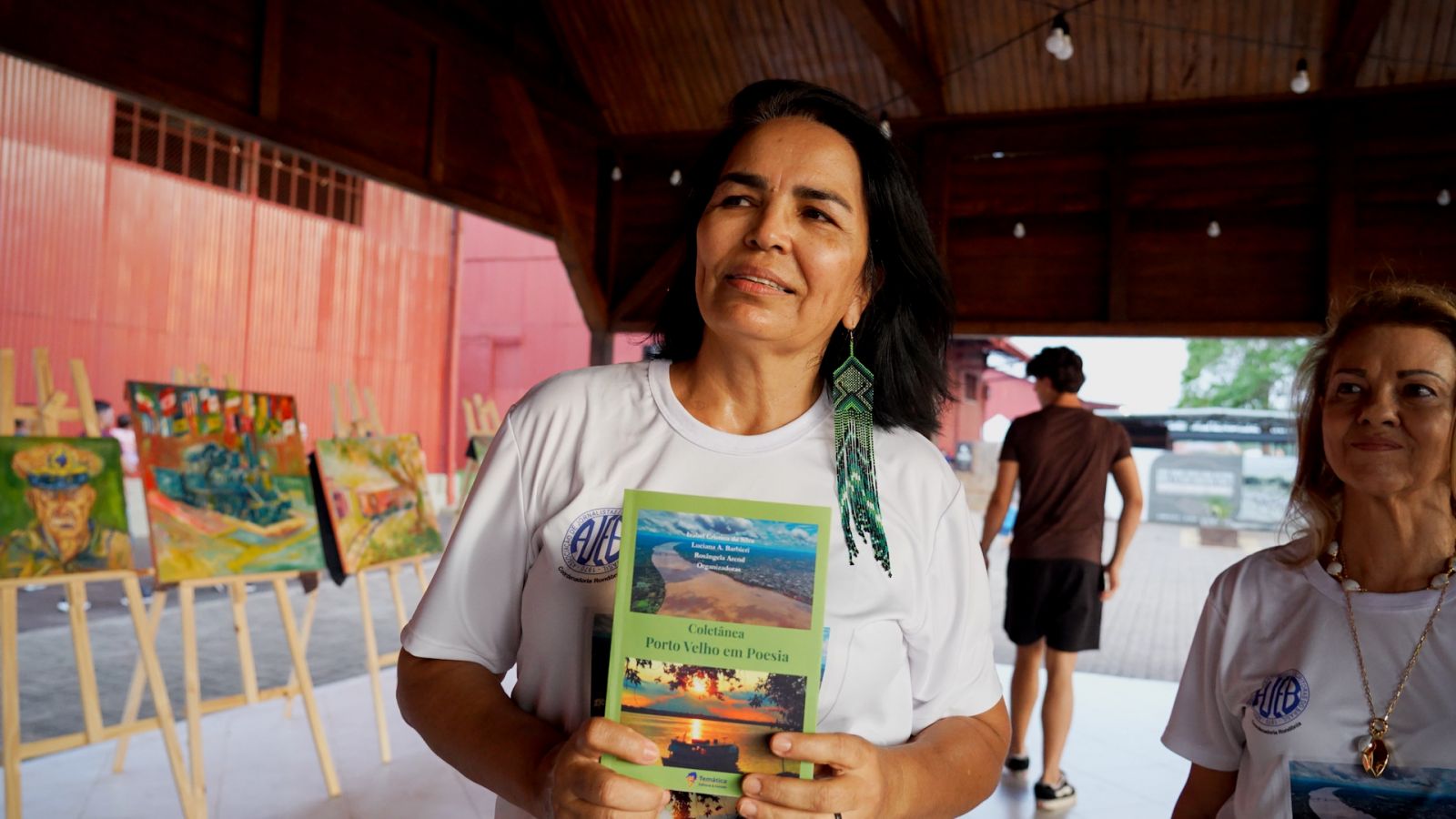 Isabel Cristina classificou a Roda Literária como uma verdadeira vitrine