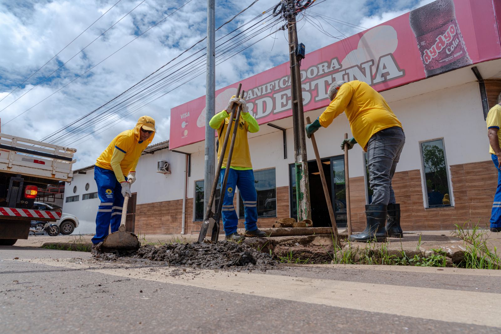 Transparência e resultado: painel público permite acompanhar, em tempo real, a limpeza de ruas, canais e bocas de lobo na capital