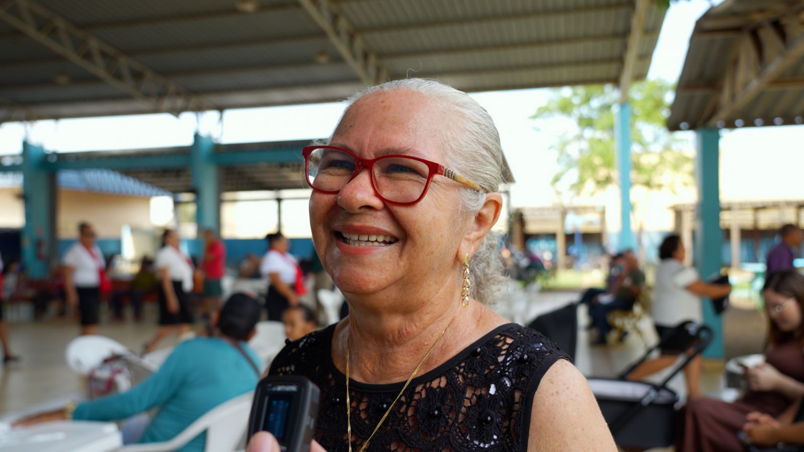 Maria Amália encantou a todos com uma apresentação de música